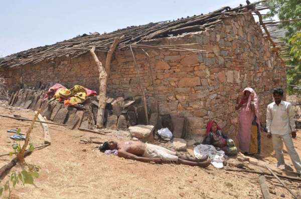 firing in gogunda, one man dead, udaipur