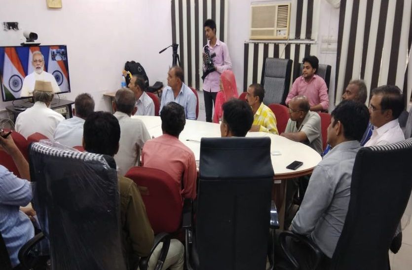 पीएम से संवाद नही होने से पाली में लाभार्थी हुए निराश….यहां देखें विडियों