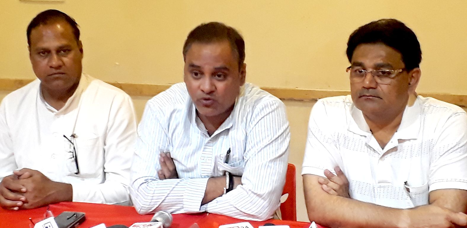 Former Congress state president, who has been a minister-in-law, has not helped the farmers even after being minister