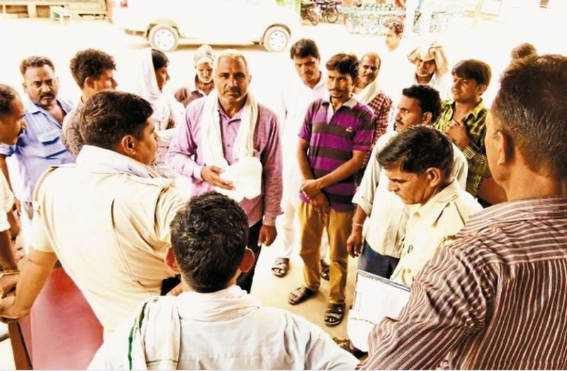 Missing bag full of lakh rupees from tea stall in jhunjhunu