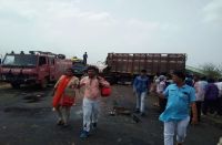 Bus and truck collision in Madhya Pradesh