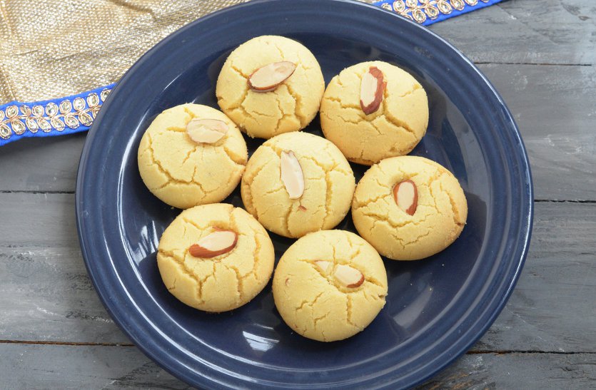 naan khatai