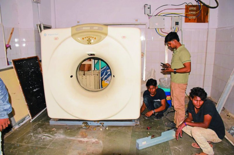 ct scan machine Destroyed in satna District hospital