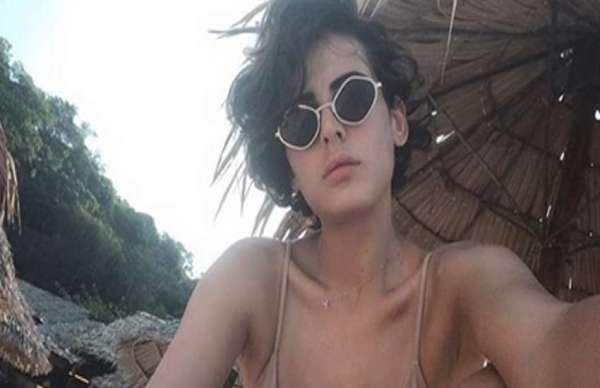 mandana karimi hot photos