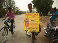 father from Ranchi went on a bicycle trip to get justice for daughter
