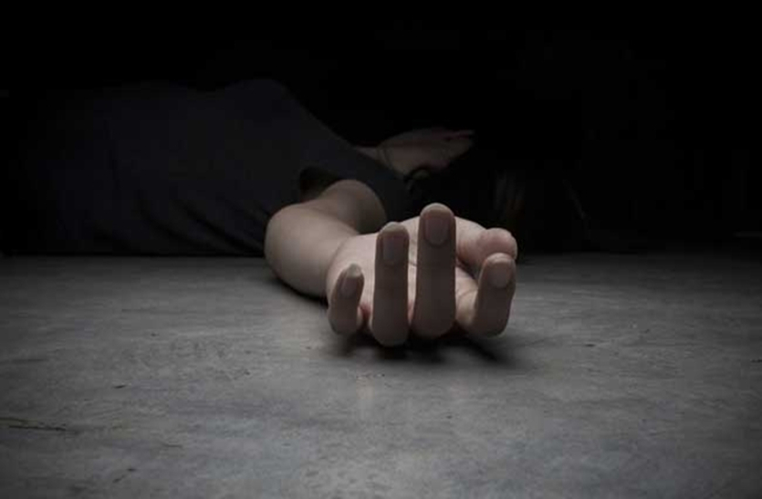 girl committed suicide after her sister cleared 10th exam in Rajasthan