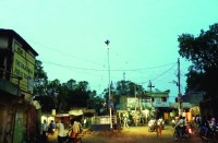 विधायक निधि में हुआ कमीशन का खेल, दो माह में खराब हुई हाइमास्ट लाइट