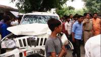 Road accident in azamgarh