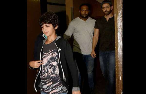 hrithik roshan and ex wife sussanne movie date with kids 