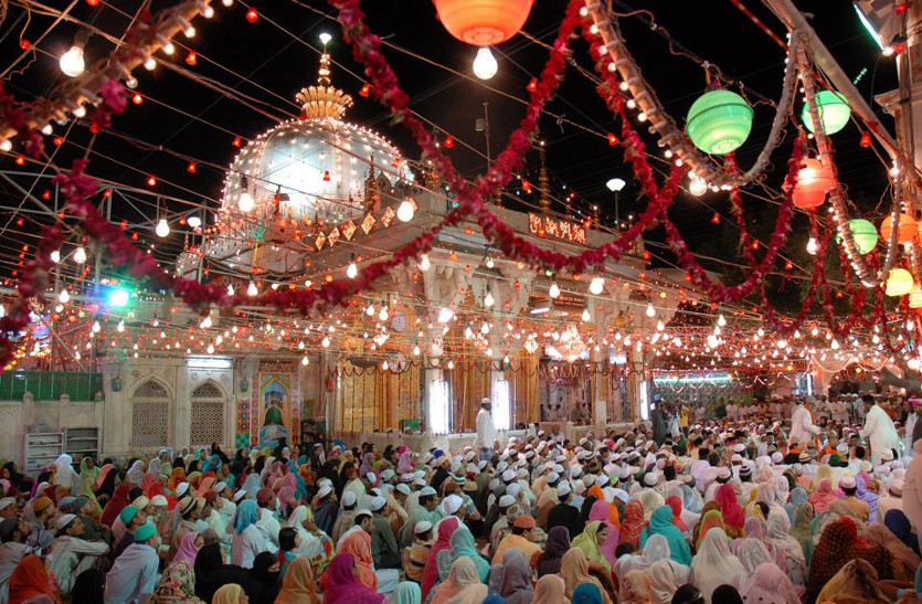 Umbrellas will take place in the dargah, Nizam gate will glow