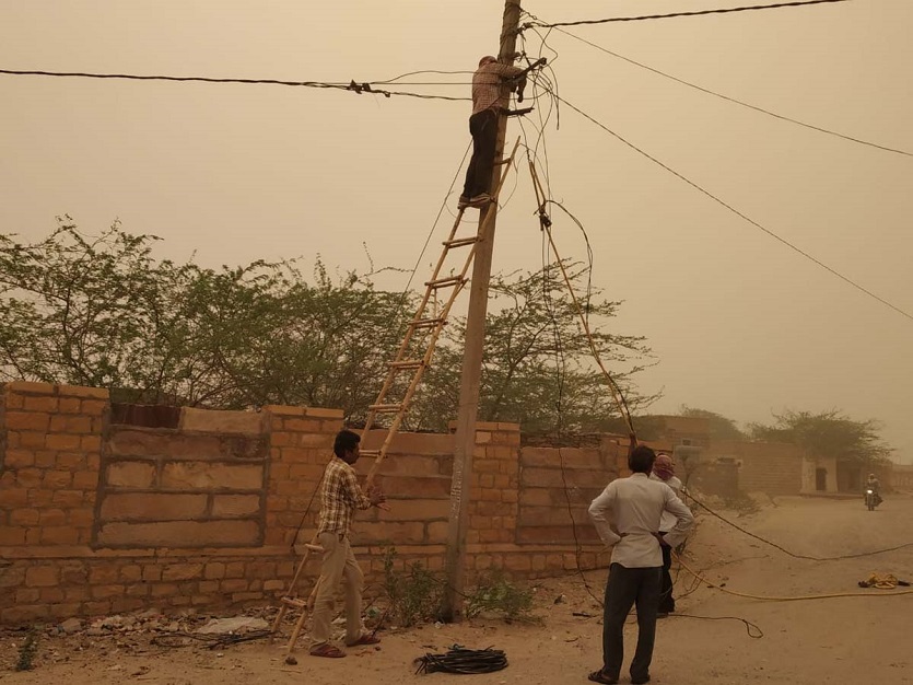 Deteriorating power supply system