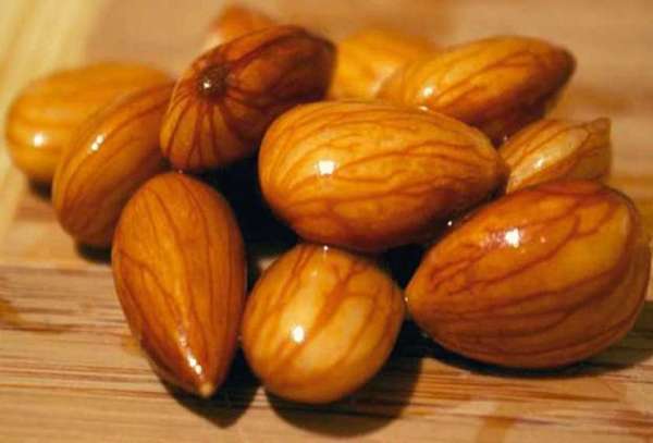 Soaked almonds