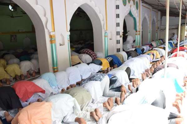 Eid mubarak 2018: Eid Mubarak latest Photos in satna