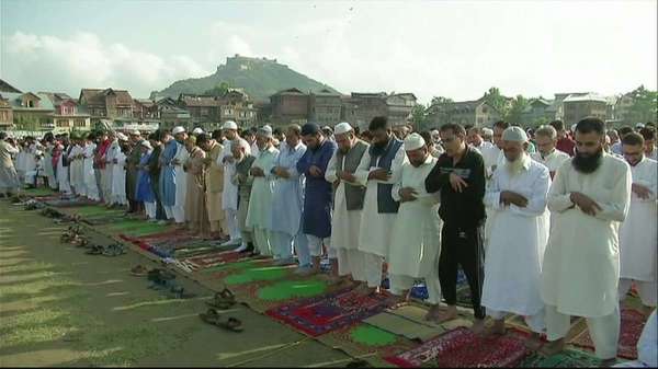 Eid ul fitr being celebrated across nation PM-president wishes