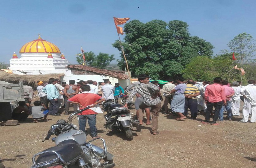 raisen, raisen news, raisen patrika, patrika news, patrika bhopal, bhopal mp, mandir, temple, accident, road accident, raisen road accident,
