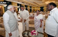pm meet 4 state cm's