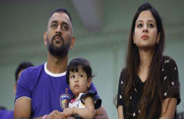 DHONI