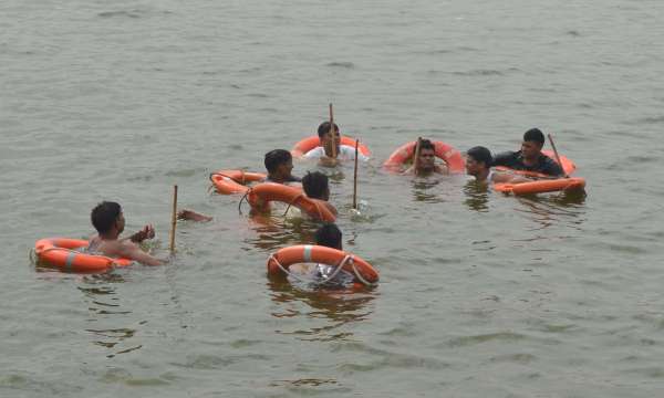 Two youths drowned while bathing at Ramprasad Ghat