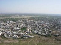 दस दिन के अंतराल में जलापूर्ति, मोल पानी से बुझा रहे प्यास