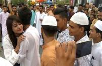 Alisha malik hug boys on Eid