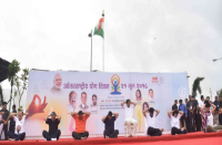 devendra fadanvis on yog day 