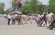वार्दीधारी परिवार वालों पर चला अंग्रेजी हुकूमत का डंडा, दर्जन भर महिलाओं व उनके बाल-बच्चों को पुलिस ने दौड़ाकर पकड़ा