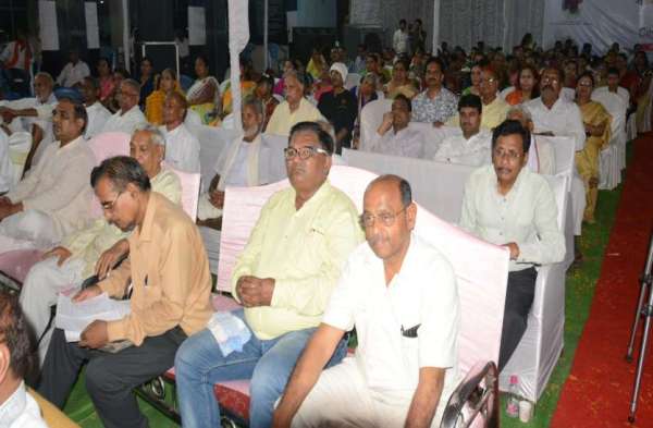 Photo Gallery : पार्टीदार भवन में आयोजित हुआ सत्संग कार्यक्रम, शनिवार को निकाली जाएगी कलश यात्रा