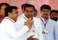 sunil singh yadav and akhilesh yadav