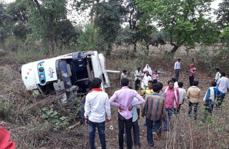 bus accident return of CM adivasi sammelan