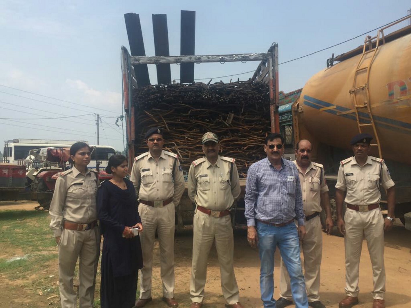 Millions of junk has been seized, crime news shahdol
