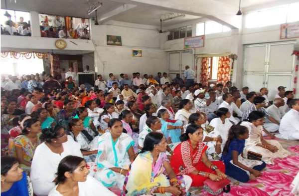 Photo Gallery : मानव सेवा ही ईश्वरीय सेवा है, हर प्राणी के प्रति दया भाव होना चाहिए : उर्मिला गुप्ता