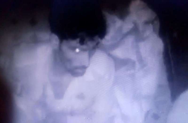 Neighbourhood men stolen jewellery and cash in alwar