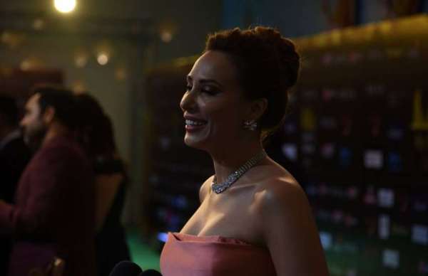 iifa 2018 Iulia Vantur beautiful photos