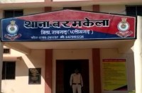 गिट्टी लोड ट्रैक्टर पलटने से एक महिला की मौत, तीन की हालत गंभीर