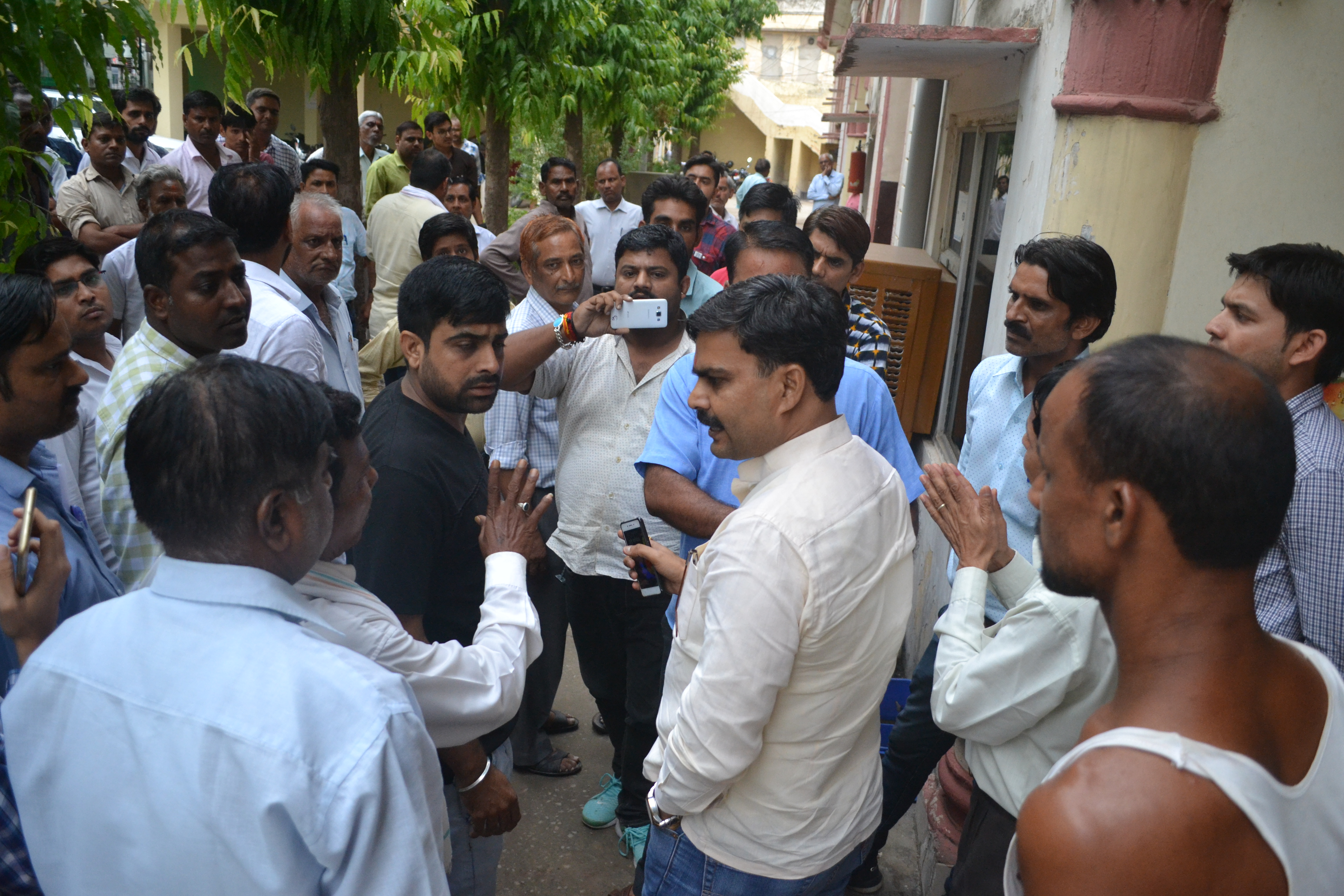 Alwar Nagar parishad cleaning staff recruitment scam