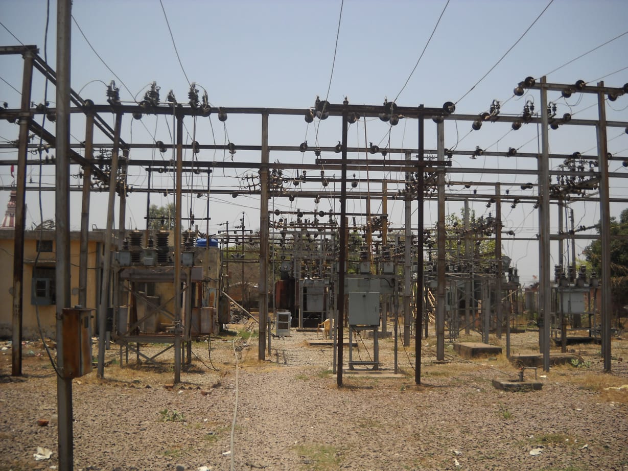 ग्राम हरदी महामाया में सब स्टेशन