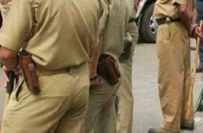 two side fight in jaunpur