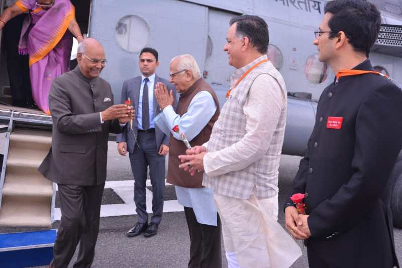 president ramnath kovind with his wife and son in kanpur