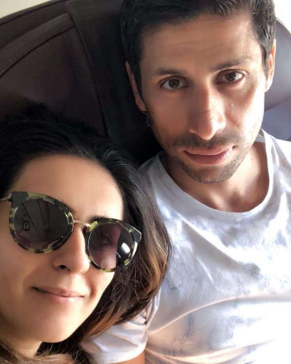 आपको बता दें अभी रुश्मा बीमार हैं और उन्होंने अपने सोशल अकॉउंट से एक तस्वीर साझा की हैं जिसके बाद से ही फैंस उनके लिए दुआ कर रहें हैं ।