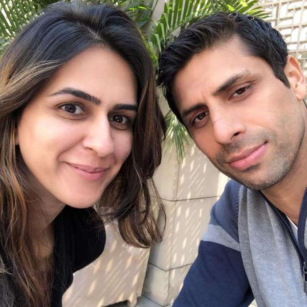 आपको बता दें अभी रुश्मा बीमार हैं और उन्होंने अपने सोशल अकॉउंट से एक तस्वीर साझा की हैं जिसके बाद से ही फैंस उनके लिए दुआ कर रहें हैं ।