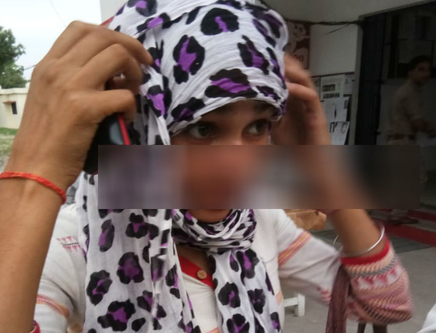 महिला कर्मचारी