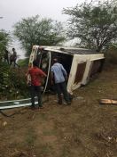 mini bus accident in vallabhnagar udaipur
