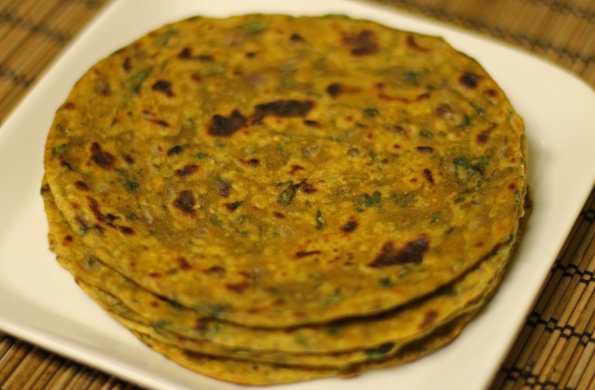 aloo palak masala paratha