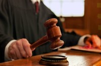 खाना नहीं बनाने पर आक्रोशित हुआ पति, सीने पर कूद-कूदकर ले ली पत्नी की जान, बेटे के बयान पर कोर्ट ने सुनाई ये सजा...