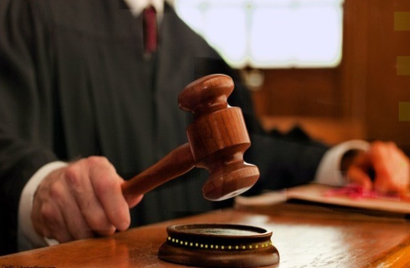 खाना नहीं बनाने पर आक्रोशित हुआ पति, सीने पर कूद-कूदकर ले ली पत्नी की जान, बेटे के बयान पर कोर्ट ने सुनाई ये सजा...