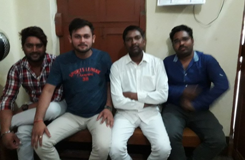 मानिकपुर चौकी में घुसकर हवलदार से धक्का-मुक्की करना छत्तीसगढिय़ां क्रांति सेना के पदाधिकारियों को पड़ा महंगा