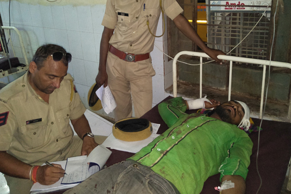 Five folks injured in frenetic battles over cricket inin -in