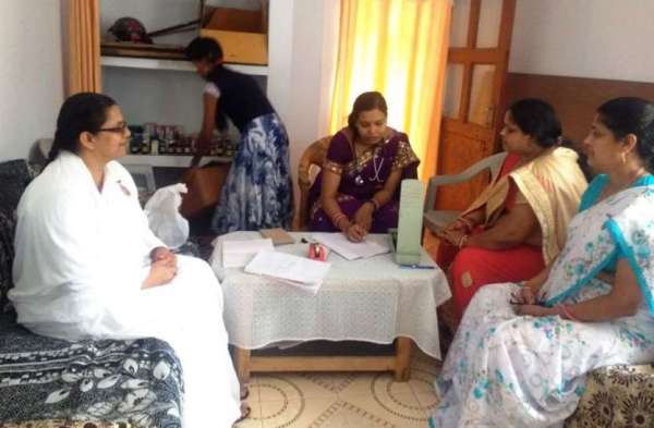 Photo Gallery : शिक्षा की कमी के कारण लोग नशे से मुक्त नहीं हो पाते : डॉ. चंदेरिया