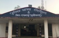 नशे में धुत पति ने पत्नी को रात भर डंडे से पीटा, सुबह नशा फटा तो पत्नी को इस हालत में देख कर पति के उड़ गए होश...