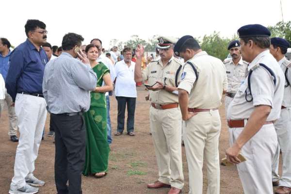 सतना रेप पीडि़ता दिल्ली एम्स में शिफ्ट, दुष्कर्मी को फांसी की मांग, गुस्साए एमपी के लोग